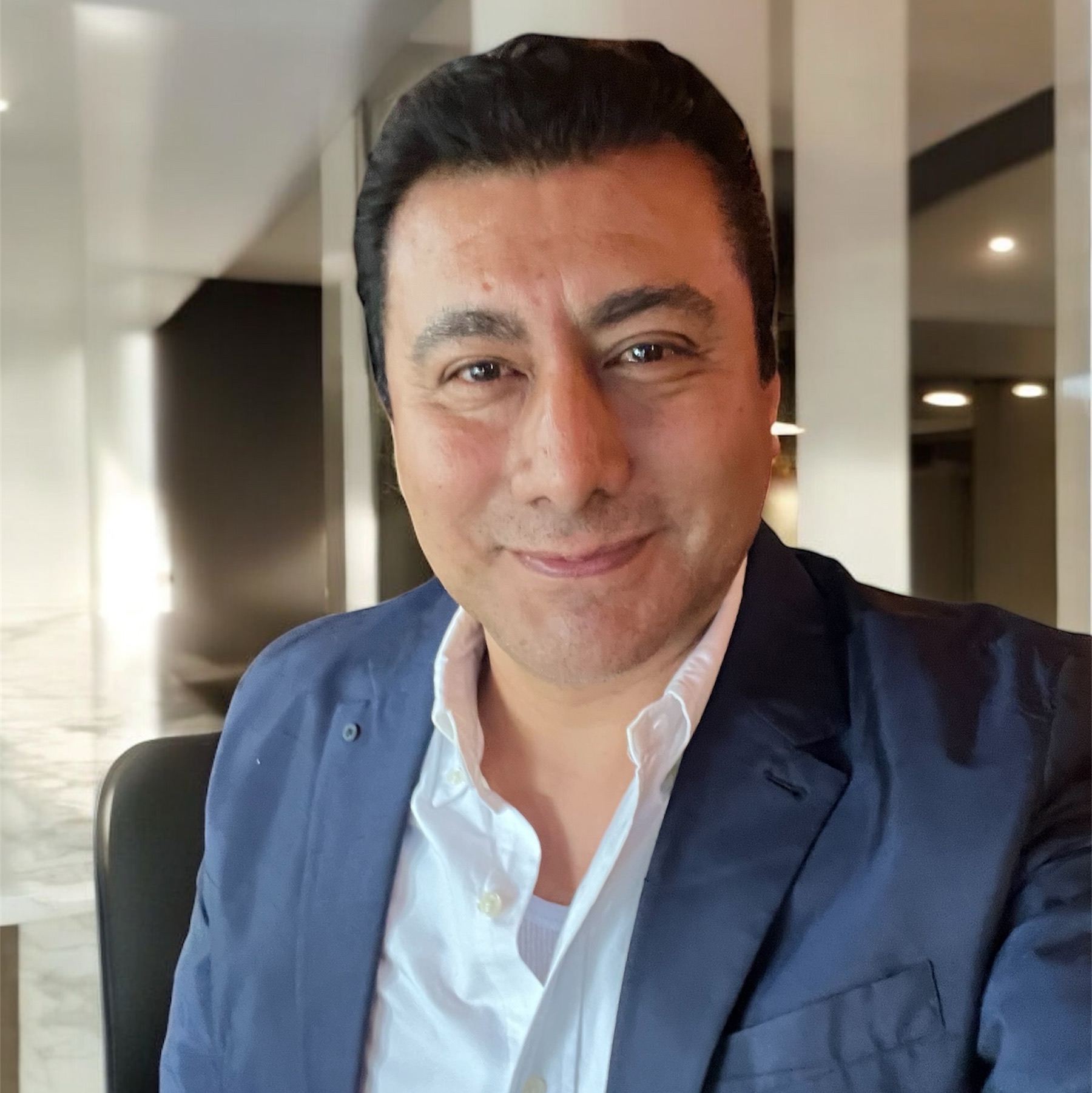 Dr Alfredo Lima Romero